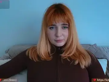 Stripchat Live Sex Cam of KatyaFods_