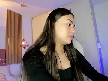 Stripchat Live Porn of mia_nevaeh