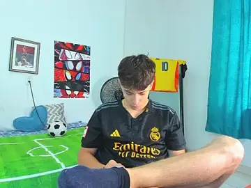Stripchat Live Sex Cam of AlessandroDybala