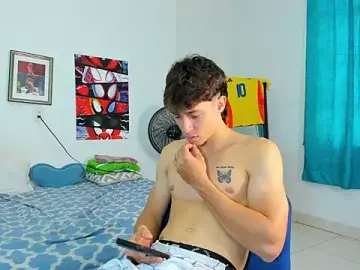 Stripchat Adult Webcam of AlessandroDybala