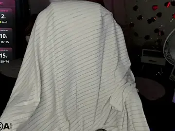 Stripchat Best Webcam of Esme_Runn