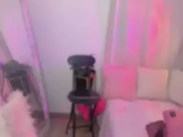 Stripchat Live Sex Cam of marianneloveee