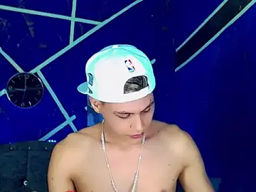 Stripchat Live Porn of Liamscott_