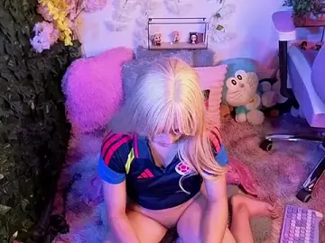 Stripchat Free Live Porn of Eymmy_24