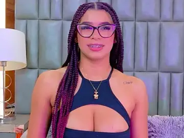 Stripchat Free Live Porn of TiaraRosse